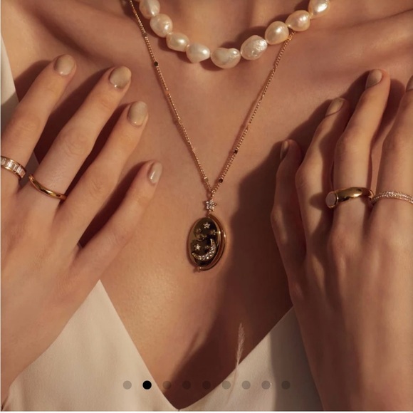 Wanderlust + Co Jewelry - Sun and moon gold necklace